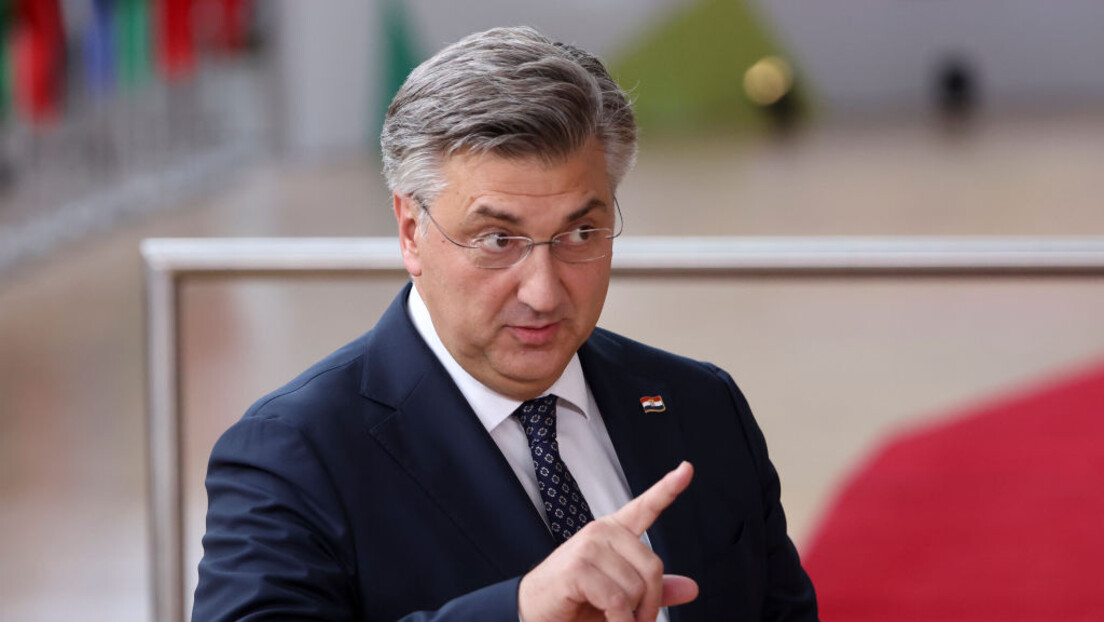 Bulj udario na Plenkovića: Ko je anemični dezerter, a ko komunističko mladunče (FOTO)