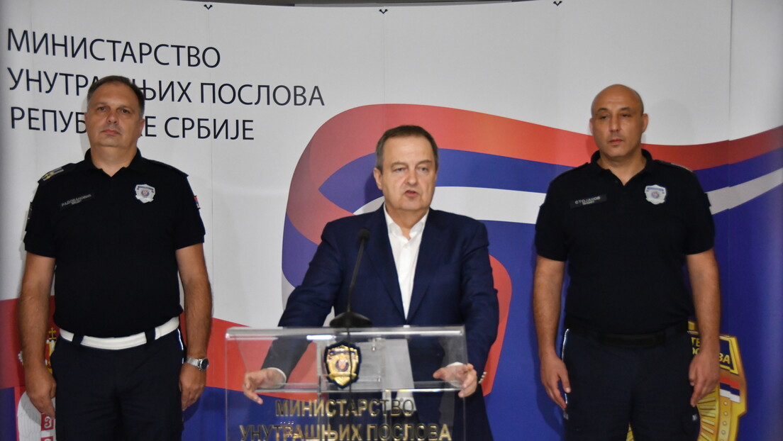 Dačić: Šest pripadnika policije večeras povređeno, 38 lica uhapšeno