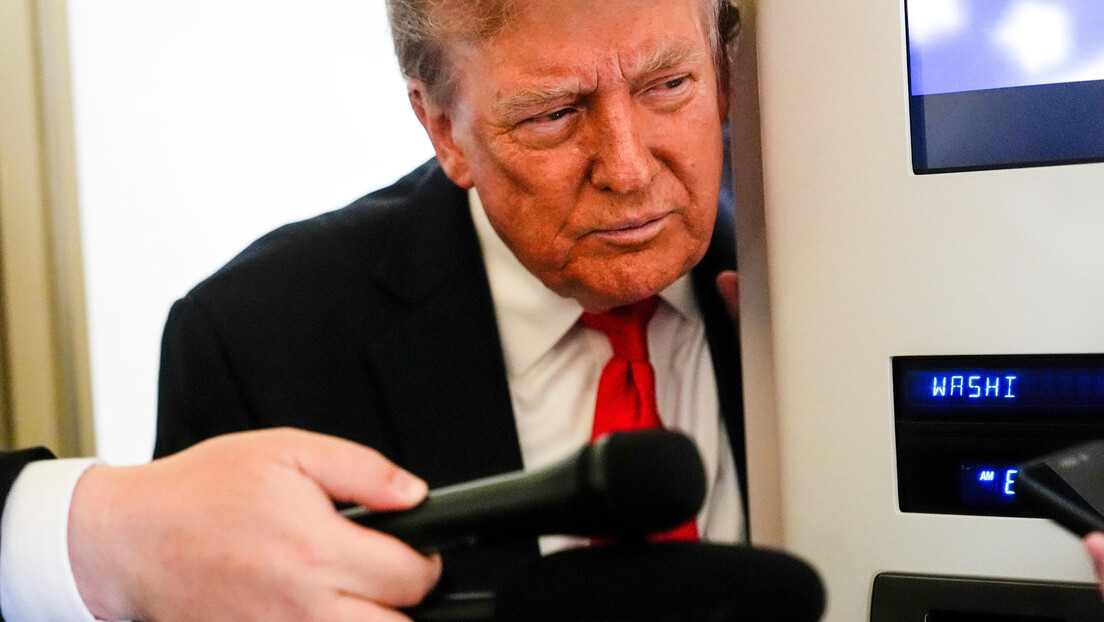 Трамп каже да му је Си обећао да Кина неће напасти Тајван док је он на функцији