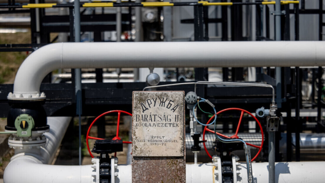 Украјина извела напад на "Дружбу": Да ли Мађарска остаје без нафте