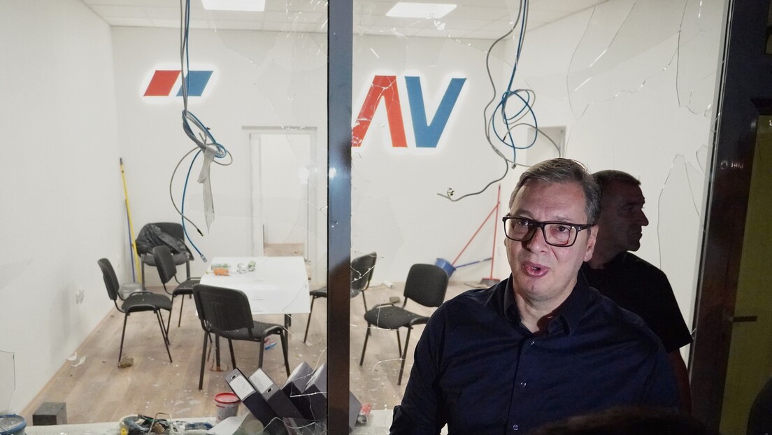 Вучић: Неки тужиоци неће да гоне блокадере