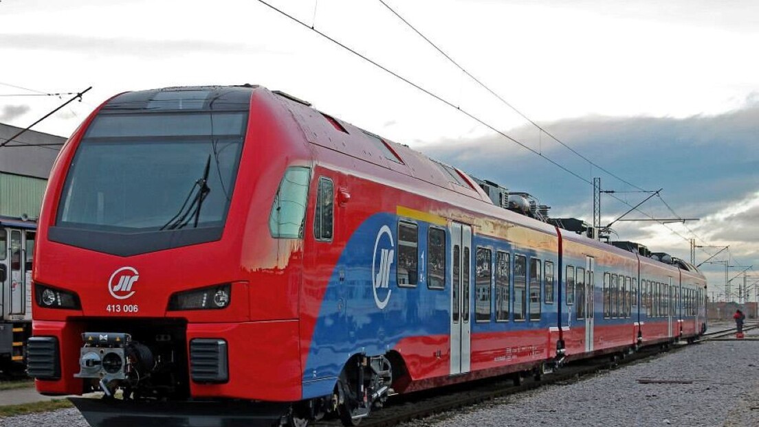 Почео штрајк железничара Црне Горе:  Воз Београд - Бар заустављен у Подгорици