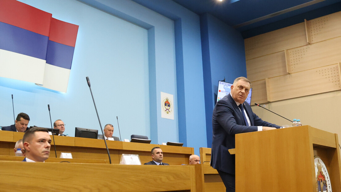 Додик: Амбасадор Британије се не понаша као дипломата већ као политички лешинар