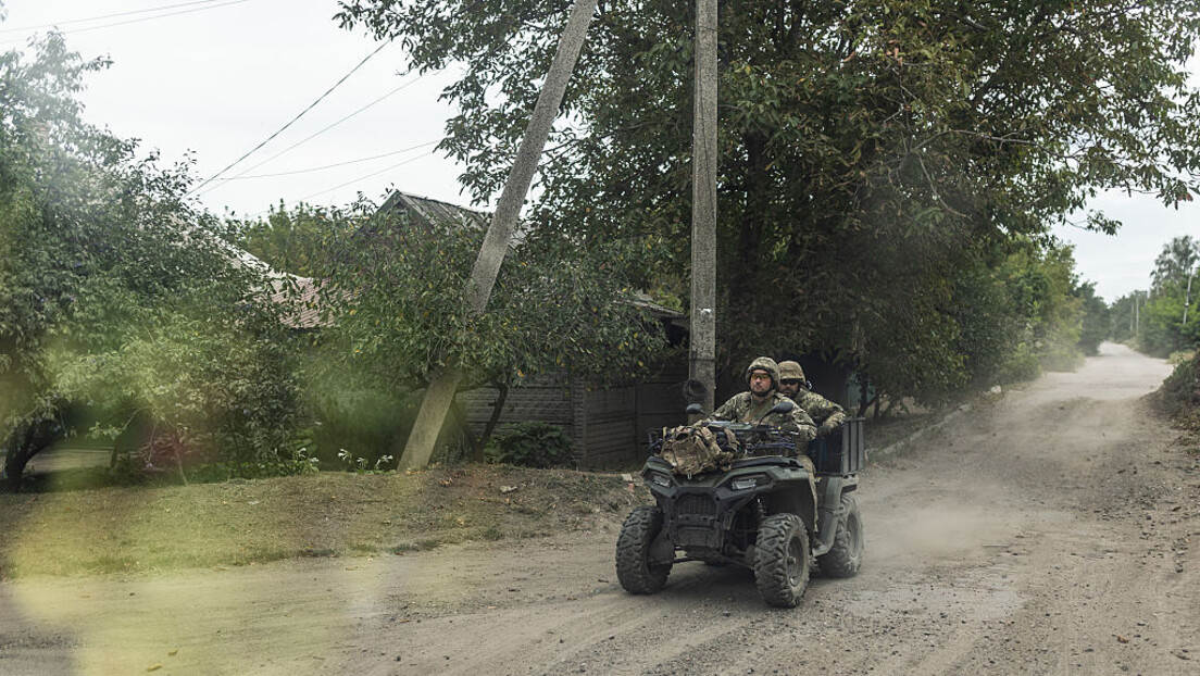 Украјина на фронт шаље и пензионере, а брат премијерке ужива у Лондону