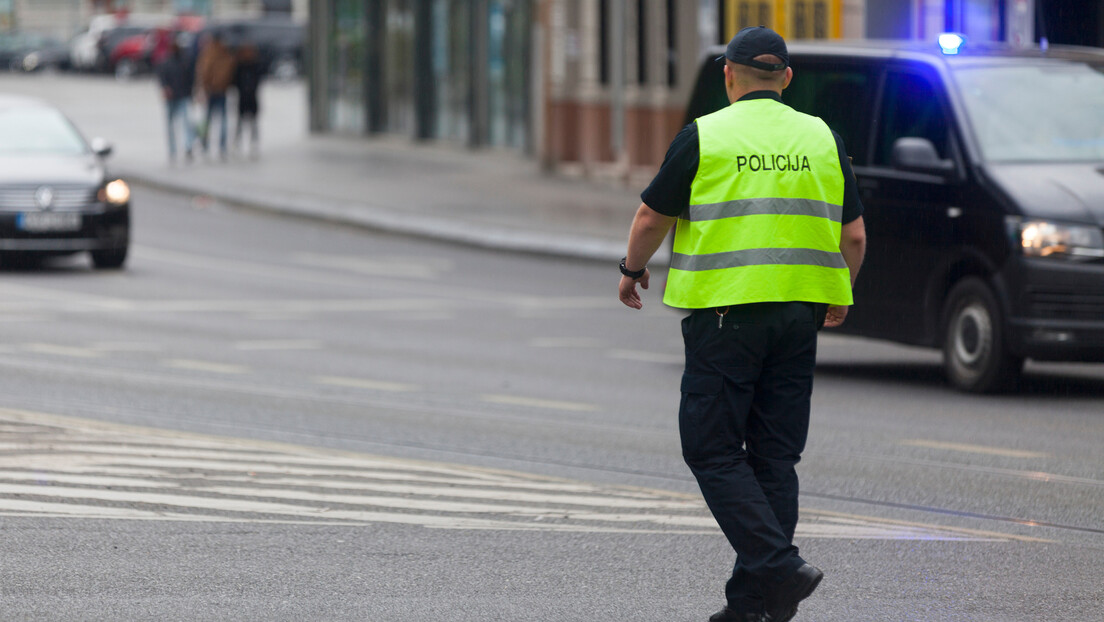 Dodiku iz Čikaga pretio ubistvom: Osumnjičeni za terorizam uhapšen na sarajevskom aerodromu