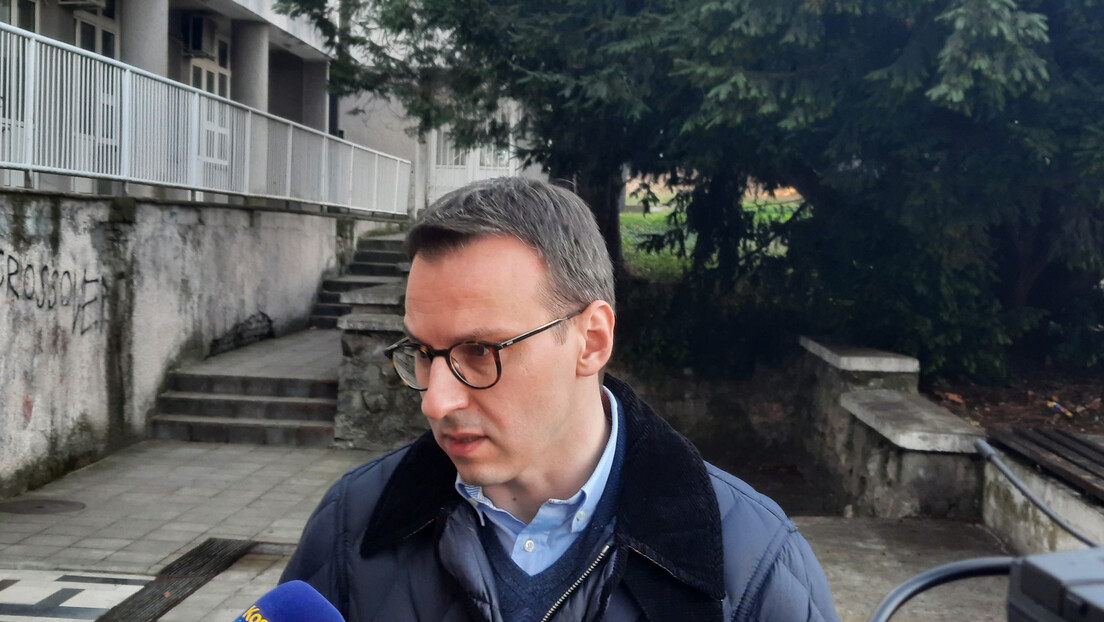 Канцеларија за КиМ: Једнократна помоћ од 4.000 динара за прваке