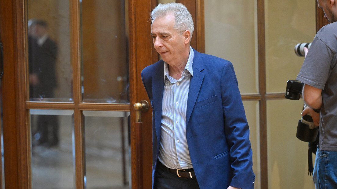 Drecun za RIA Novosti: Protesti u Srbiji sve manji, ali su radikalniji