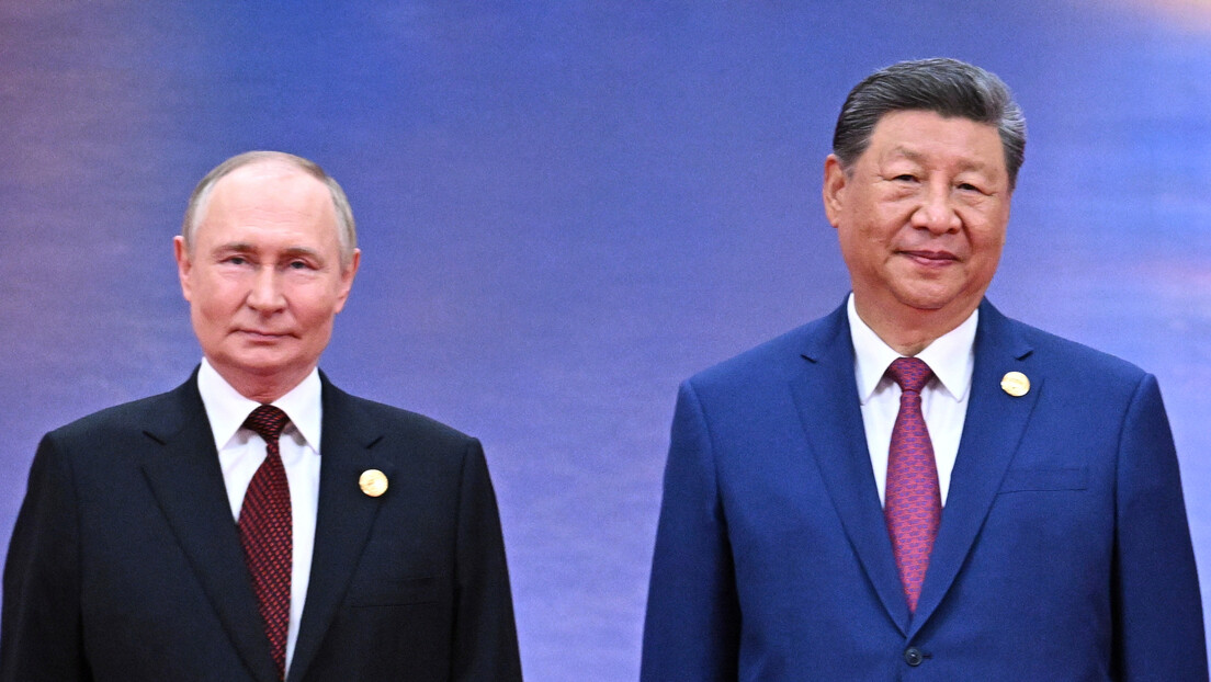 Putin u Tjencinu: Razgovor na nogama sa Sijem i posebna pesma u čast ruskog lidera