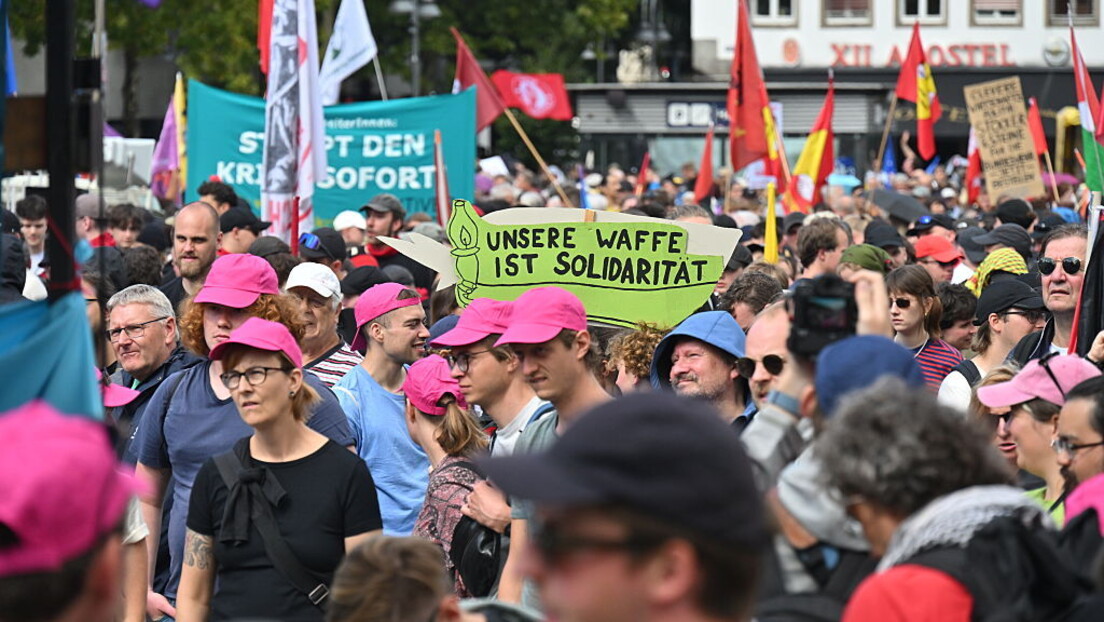 Nemačka policija silom rasterala antivojni protest u Kelnu