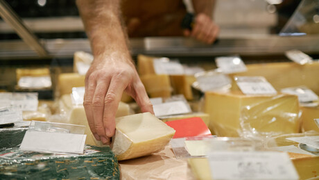 Нема сира без млека: Нова правила за производе са палминим уљем