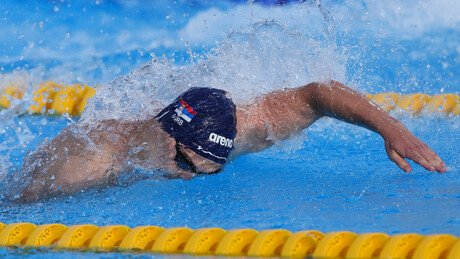 Барна наставља да доминира – Србин оборио рекорд и са првог места ушао у полуфинале