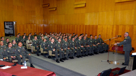 U komandama, jedinicama i ustanovama Vojske Srbije: Najmlađi oficiri se javili na dužnost