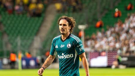 Меч који занима црно-беле, АЕК разбио Легију