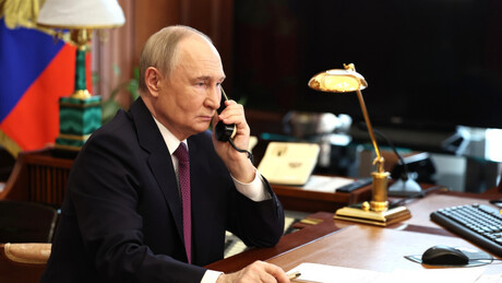 Putin razgovarao sa Kim Džong Unom