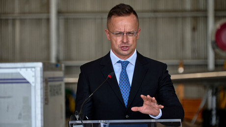 Сијарто: Свет је безбеднији ако САД и Русија разговарају