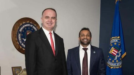 Ministar se hvali slikom s direktorom FBI: Ne znam što mi niste verovali