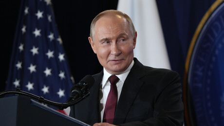 Из Русије с љубављу: Путин обрадовао Американца новим мотором "урал"