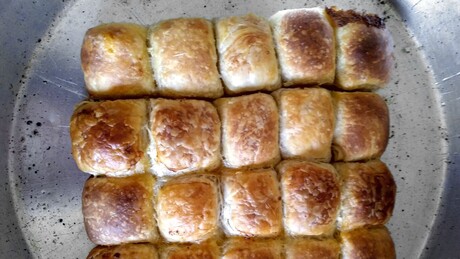 Ništa bez mantija, bureka sa sirom, gibanice: Srpska peciva među svetskim favoritima