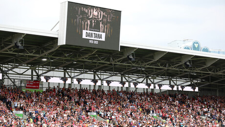 Brentfordov oproštaj od Den Tane, pa pobeda nad Aston Vilom