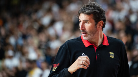 Nemci iznenadno bez selektora, Mumbru u bolnici