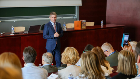 Обележен век изучавања србистике у Француској: Језик је мост ка српској култури и традицији