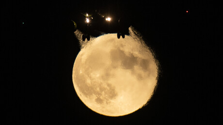 "Lov na pomračenja": Roskosmos lansira specijalan let sa koga će se pratiti pomračenje Meseca