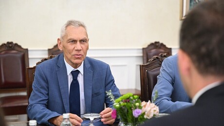 Руски амбасадор оптужује Запад за синхронизоване кризе: Координисани притисци на председника Вучића Руски амбасадор оптужује Запад за синхронизоване кризе: Координисани притисци на председника Вучића