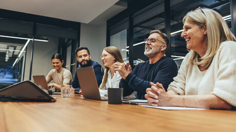 Млади су лењи, а старији су вредни? Однос према послу ипак не зависи од године рођења, каже студија