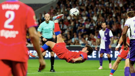 Spektakularan meč u Tuluzu – het-trik Nevesa, Portugalac dva gola dao "makazicama"