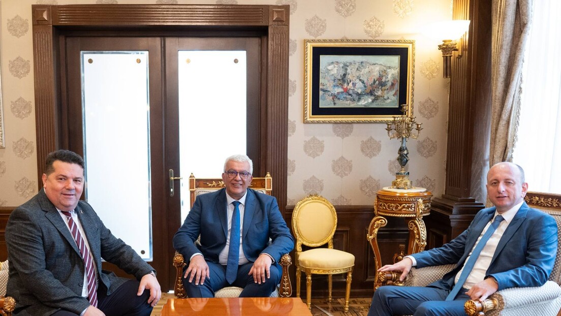 Стевандић у Црној Гори: Слога је наша највећа грађевина