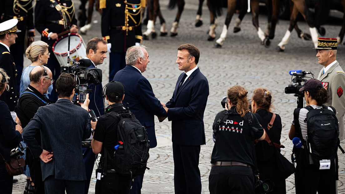 Макрон никад није пао ниже: Верује му тек 15 одсто Француза