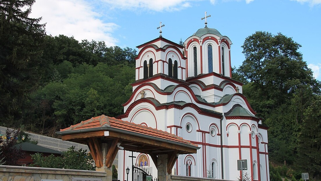Manastir Tumane uveo AI četbota - upoznajte Tumanka