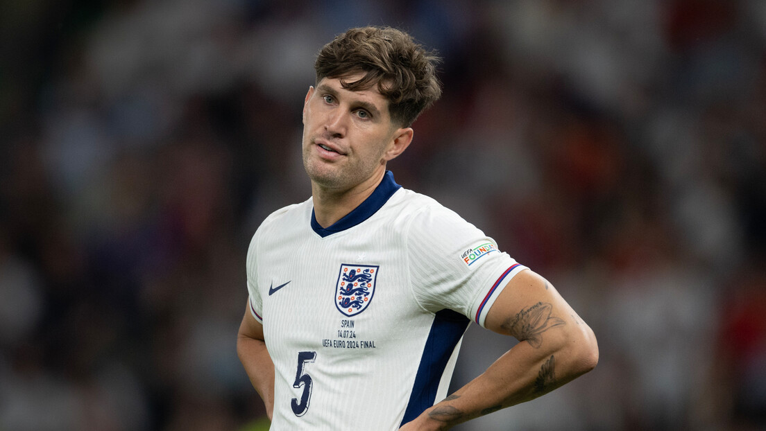 Engleska dodatno oslabljena protiv Srbije: Tuhel ostao bez Stounsa