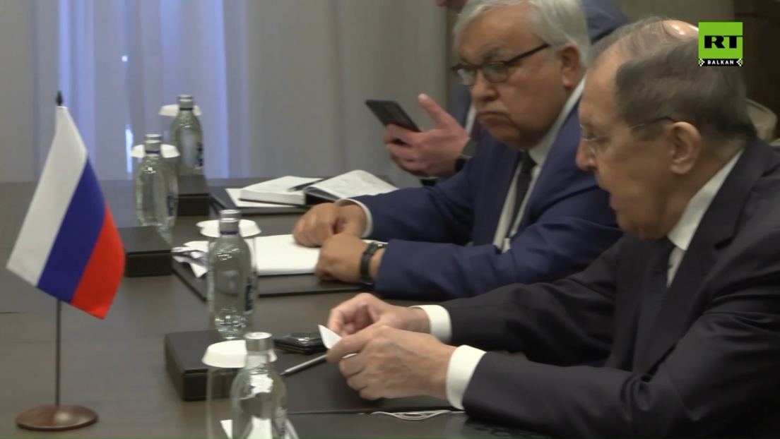 Лавров: Израелски напад на Катар подигао тензије у региону