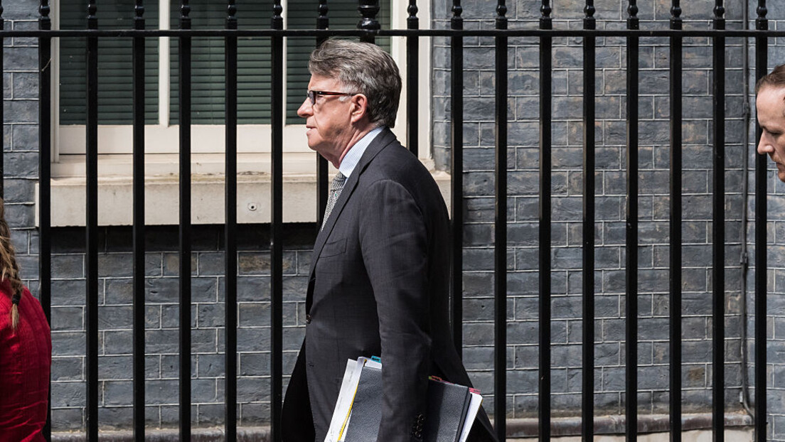 Пресудио му Епстин: Британски амбасадор из САД иде кући