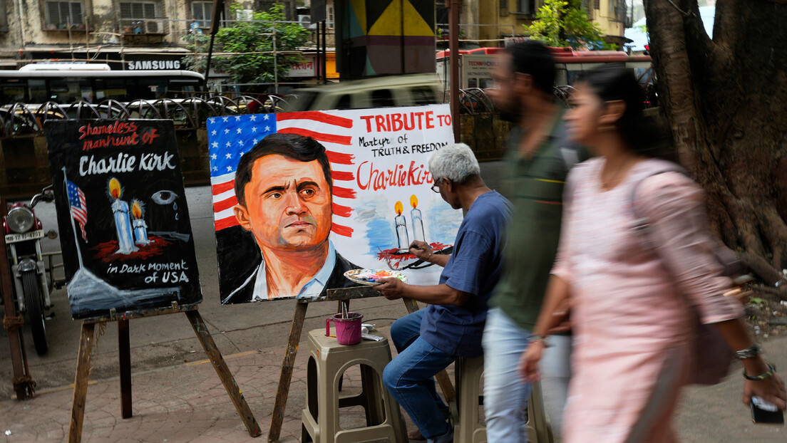 ФБИ пронашао пушку и друге трагове на месту напада на Кирка: Пронаћи ћемо и убицу