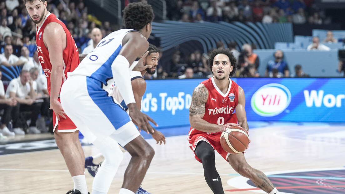 Turci zaustavili Janisa i plasirali se u finale Evrobasketa