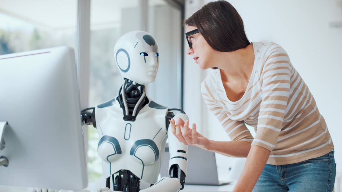 Фирме које су отпуштале раднике да би "запослиле" АИ у проблему: Траже раднике да исправљају грешке