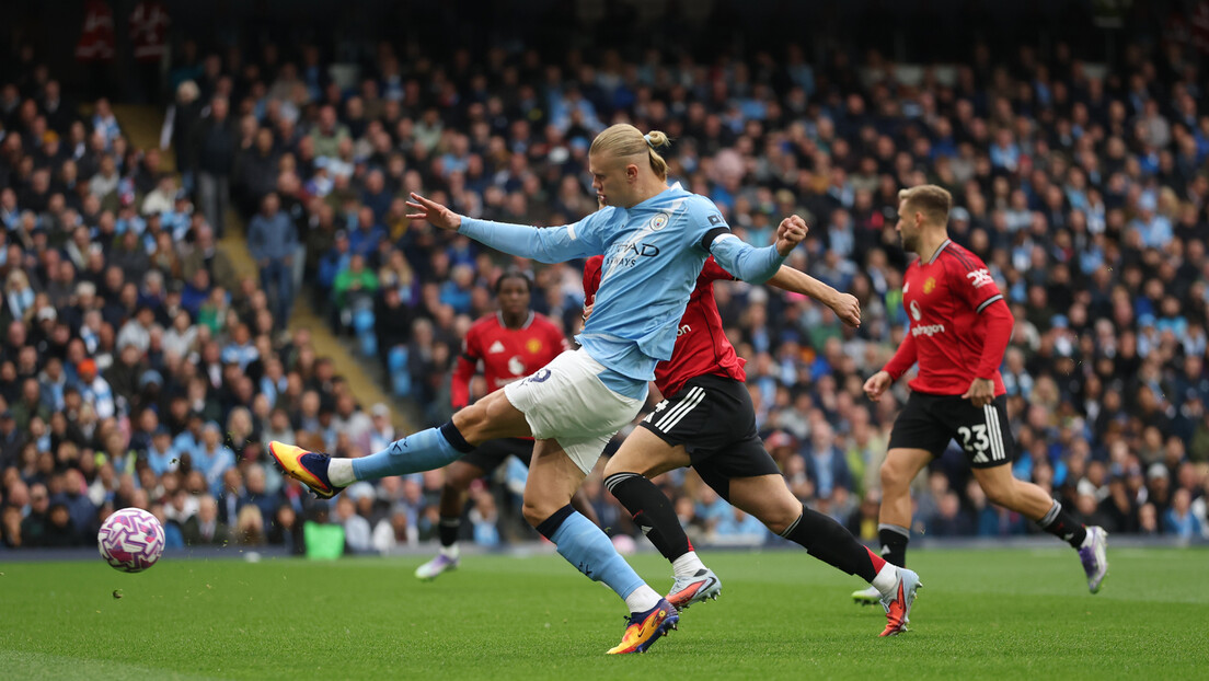 Mančester je i dalje plav: Siti razbio Junajted, Holand kažnjavao greške