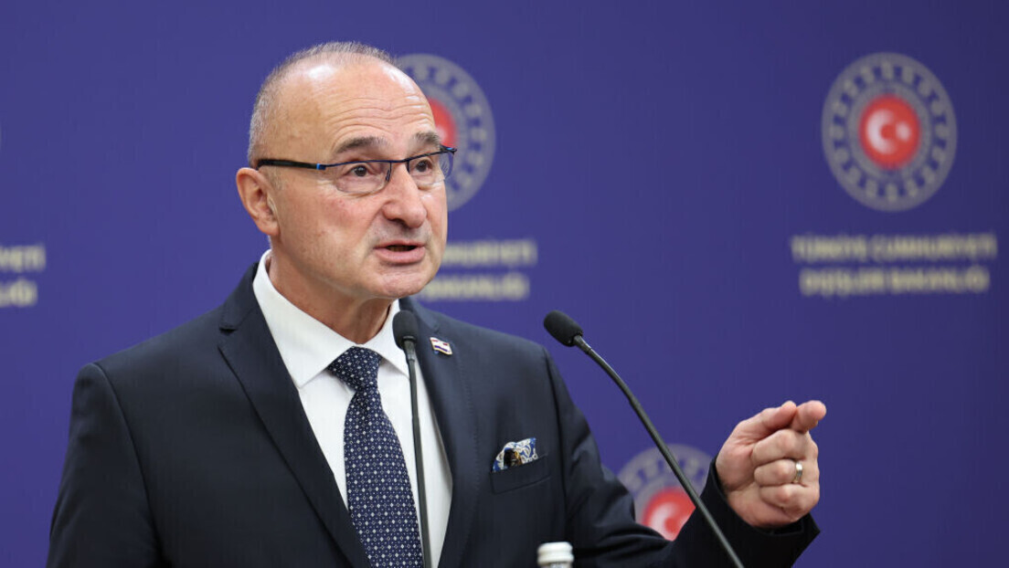 Grlić Radman: Odnosi sa srpskim MSP-om vrlo dobri, nismo ogrebali nijedan srpski auto