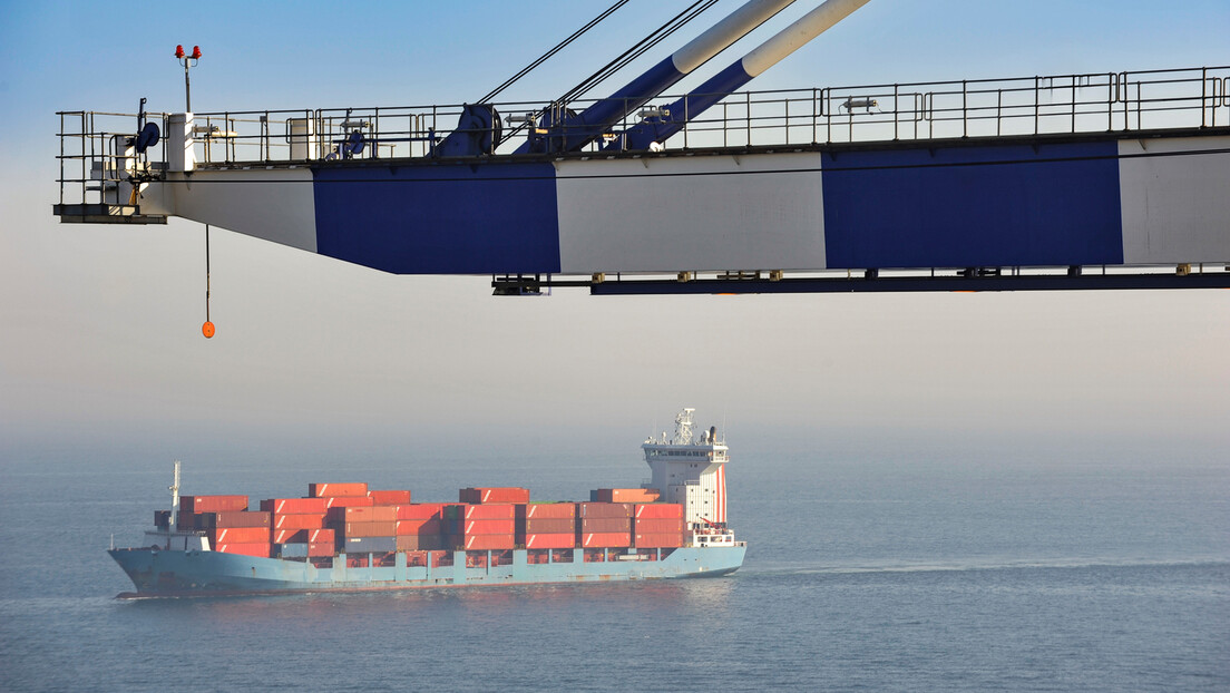 Роба увек нађе пут: Запад фрустрира што Москва има решење за трговину упркос санкцијама