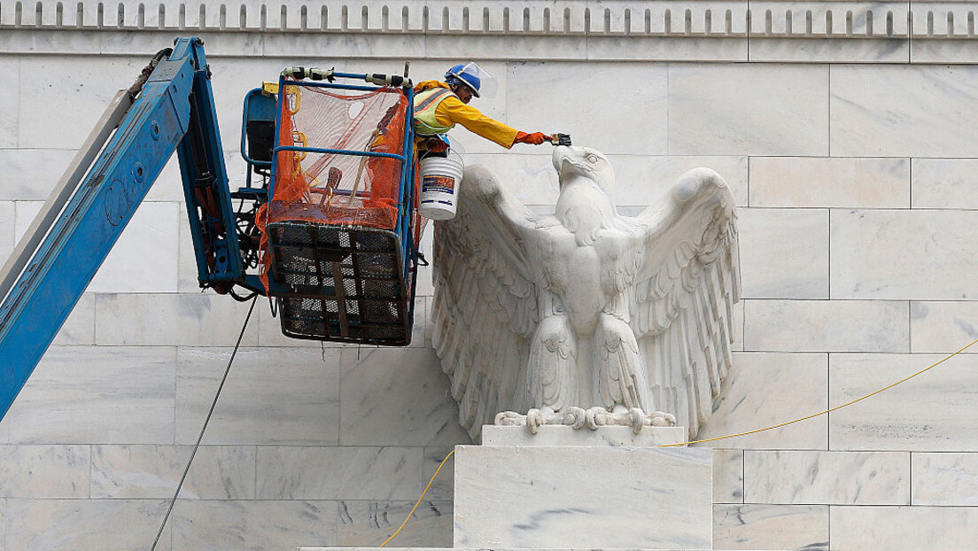SAD: Federalne rezerve spustile referentnu kamatnu stopu