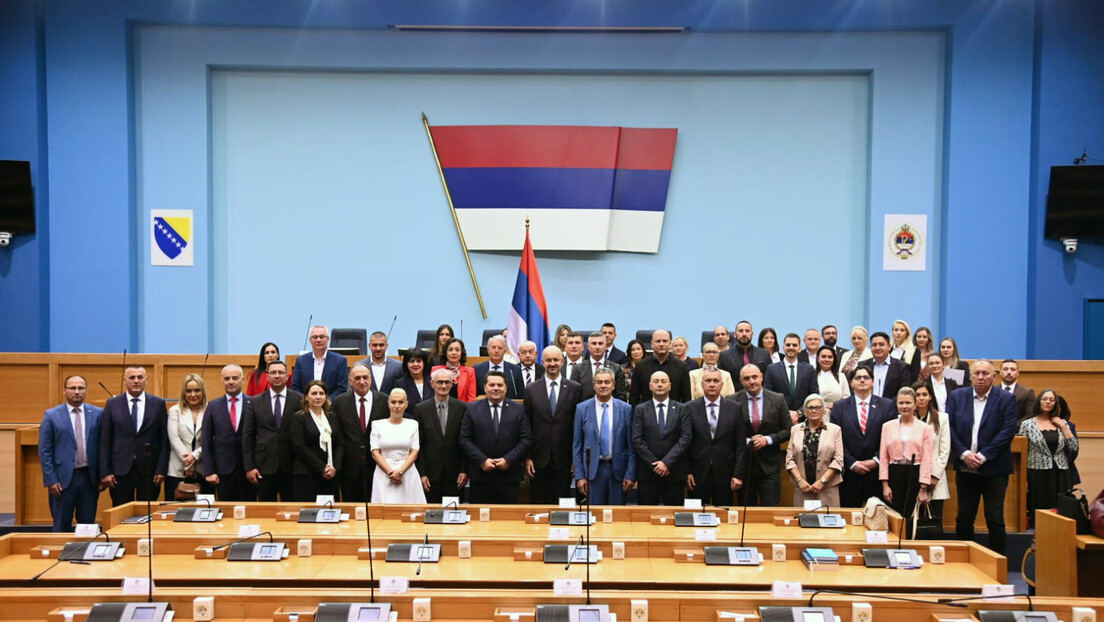 Beograd i Banjaluka ujedinjeni: Poštovati Dejtonski sporazum i prava srpskog naroda