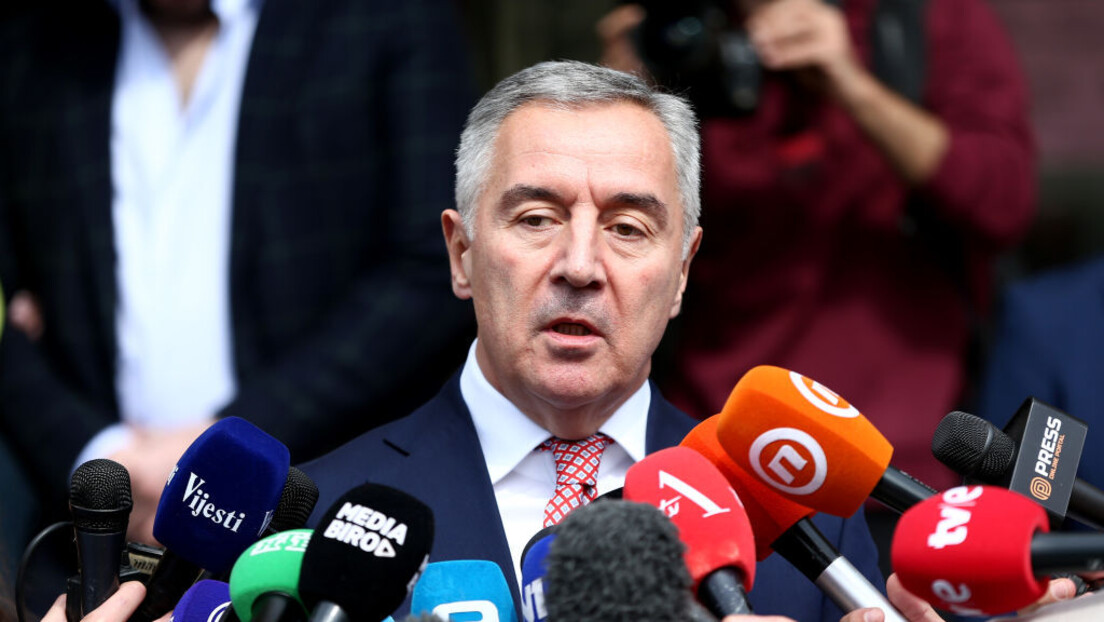 Мило Ђукановић пред судом због корупције: Осећам се грозно, атакују ми на личност