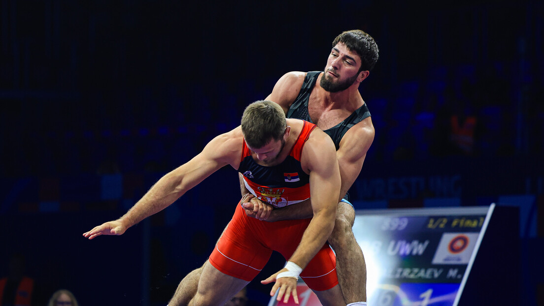 Александар Комаров донео Србији светско злато!