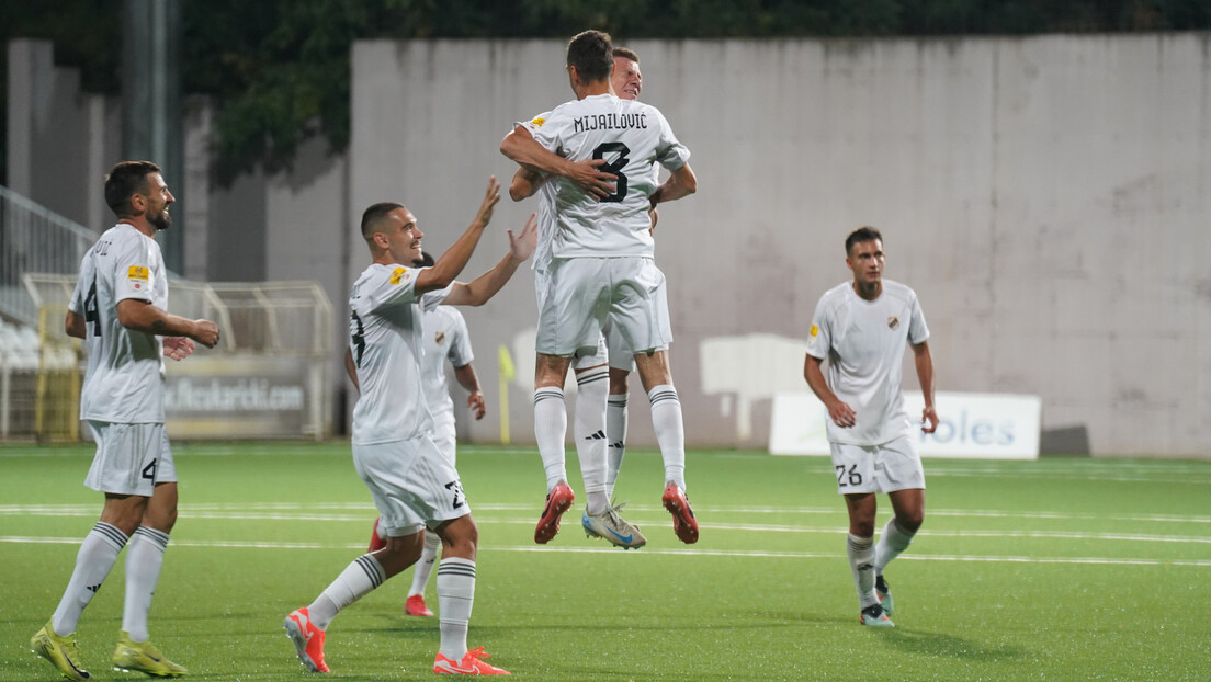 Шест голова на Бановом брду, Чукарички бољи од ТСЦ-а