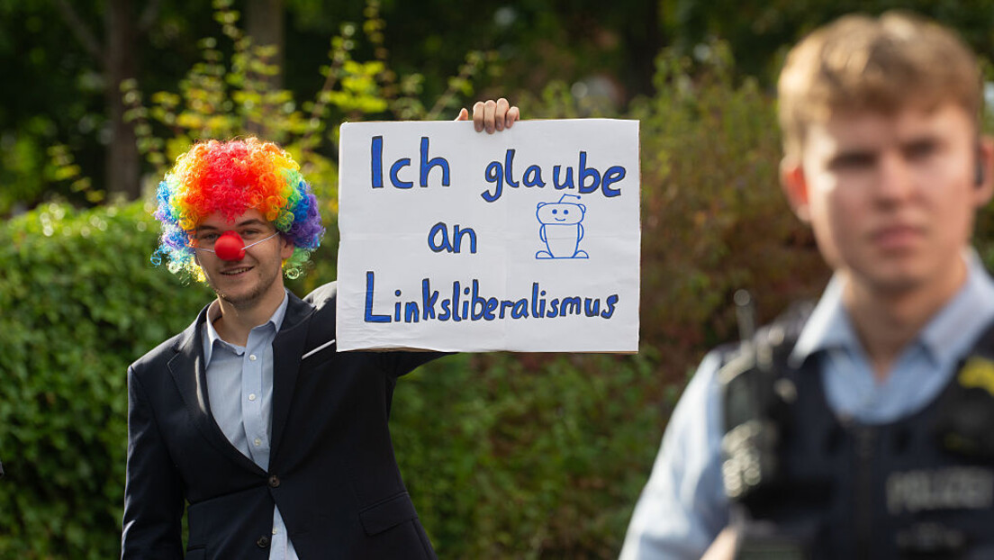 Крај либералне ере на Западу: "Снага народа" против либералних елита