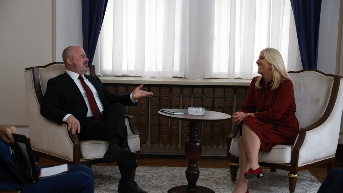 Cvijanović se sastala sa novim šefom ambasade SAD u Sarajevu