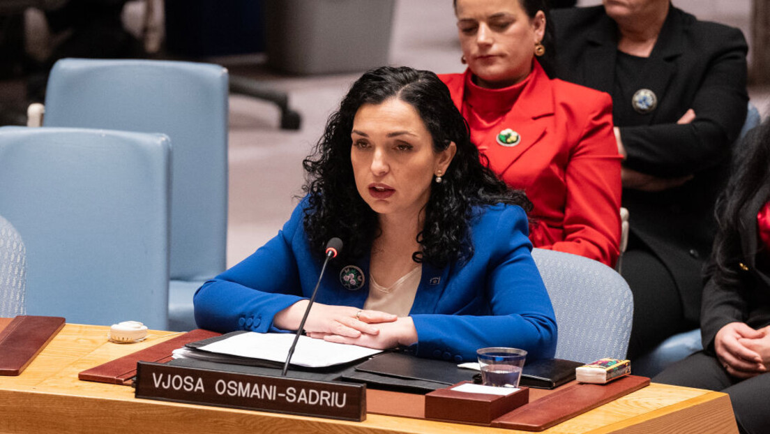 Вјосино тзв. присуство у Њујорку: Столице нема, улазница само за кулоаре