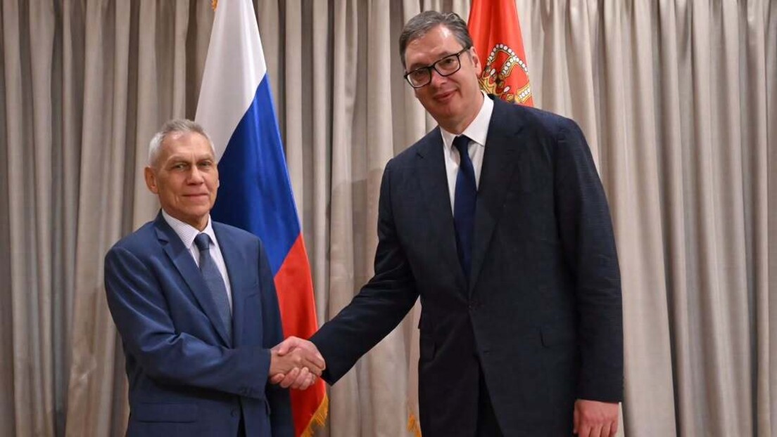 Вучић са руским амбасадором о енергетској безбедности и ситуацији око НИС-а